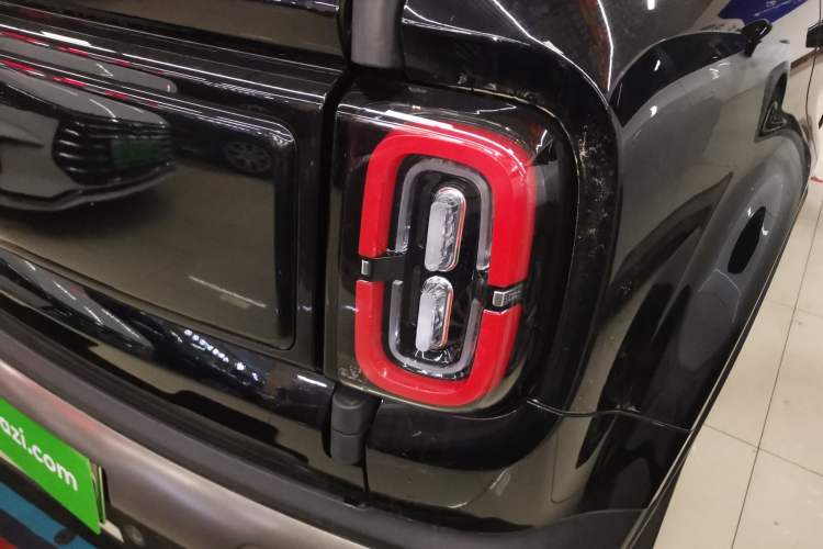 Used Baojun Spark EUV 2026 301km Flagship Edition Exterior 6