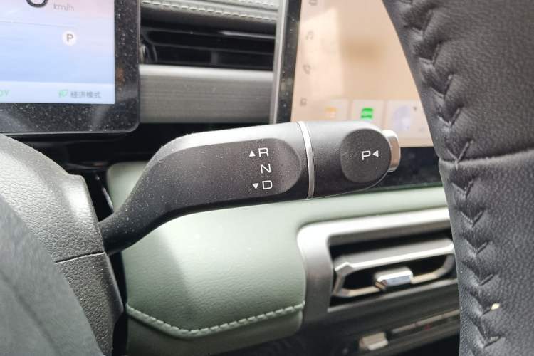 Used Baojun Spark EUV 2026 301km Flagship Edition Gear Lever