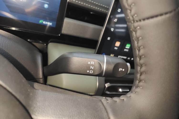 Used Baojun Spark EUV 2026 301km Flagship Edition Gear Lever