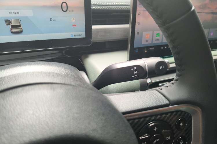Used Baojun Spark EUV 2026 Model 501km Flagship Edition Gear Lever