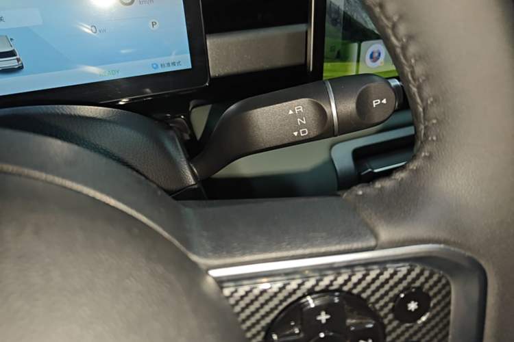 Used Baojun Spark EUV 2026 Model 401km Flagship Edition Gear Lever