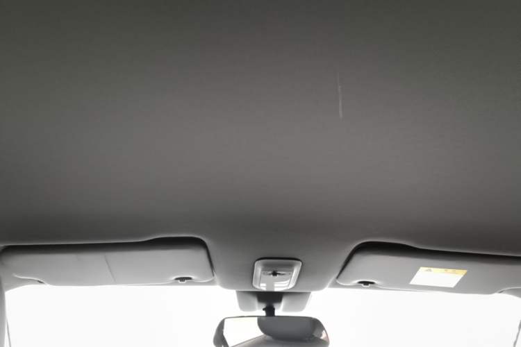 Used Baojun Spark EUV 2026 301km Flagship Edition Headliner