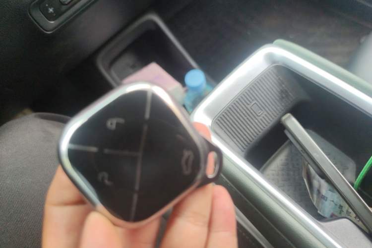 Used Baojun Spark EUV 2026 301km Flagship Edition Interior 1