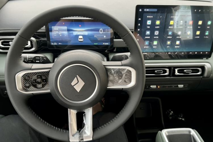 Used Baojun Spark EUV 2026 301km Flagship Edition Interior 1