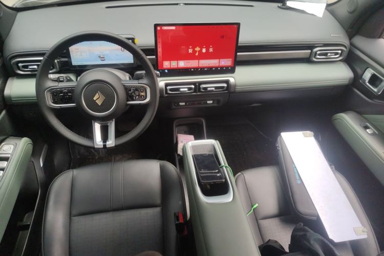 Used Baojun Spark EUV 2026 301km Flagship Edition Interior 2