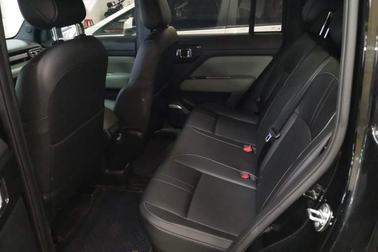 Used Baojun Spark EUV 2026 301km Flagship Edition Interior 4