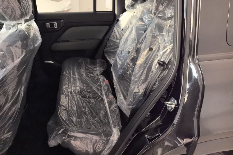 Used Baojun Spark EUV 2026 301km Flagship Edition Interior 6