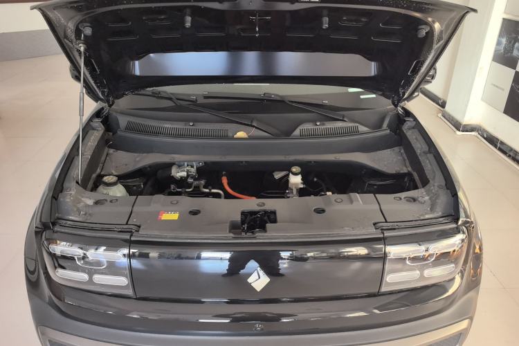 Used Baojun Spark EUV 2026 301km Flagship Edition Interior 7