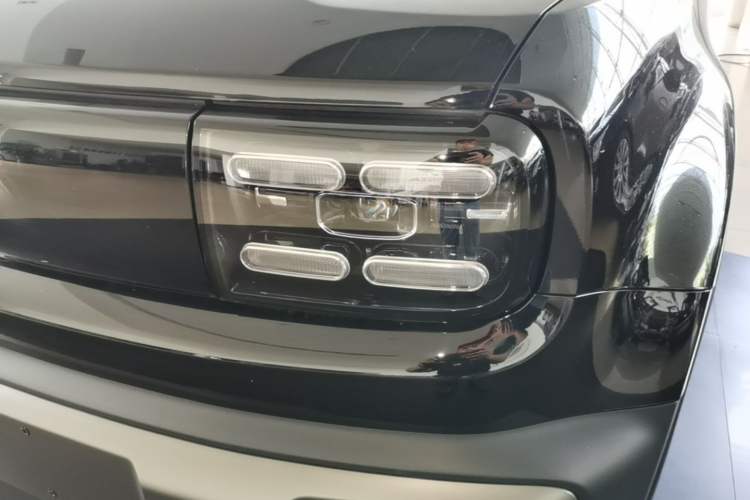 Used Baojun Spark EUV 2026 301km Flagship Edition Left Front Headlight
