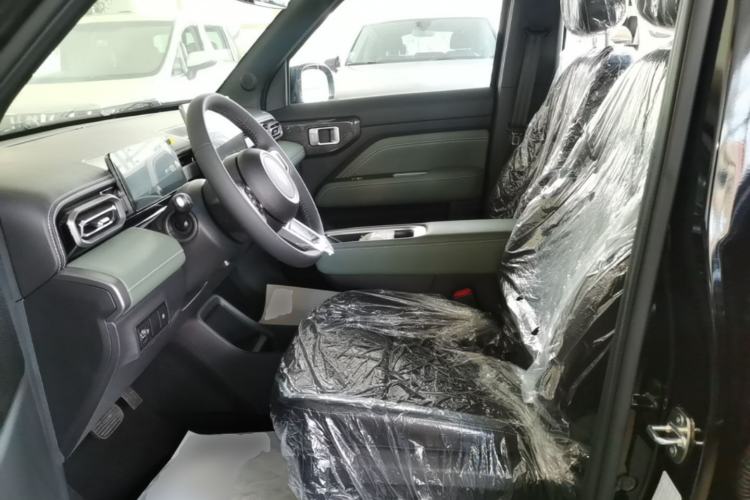 Used Baojun Spark EUV 2026 301km Flagship Edition Left Front Seat