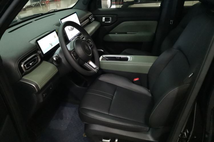 Used Baojun Spark EUV 2026 301km Flagship Edition Left Front Seat
