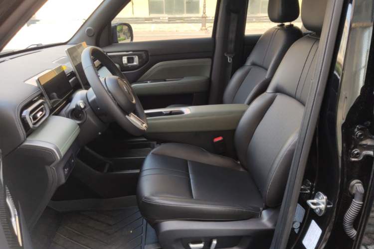 Used Baojun Spark EUV 2026 301km Flagship Edition Left Front Seat