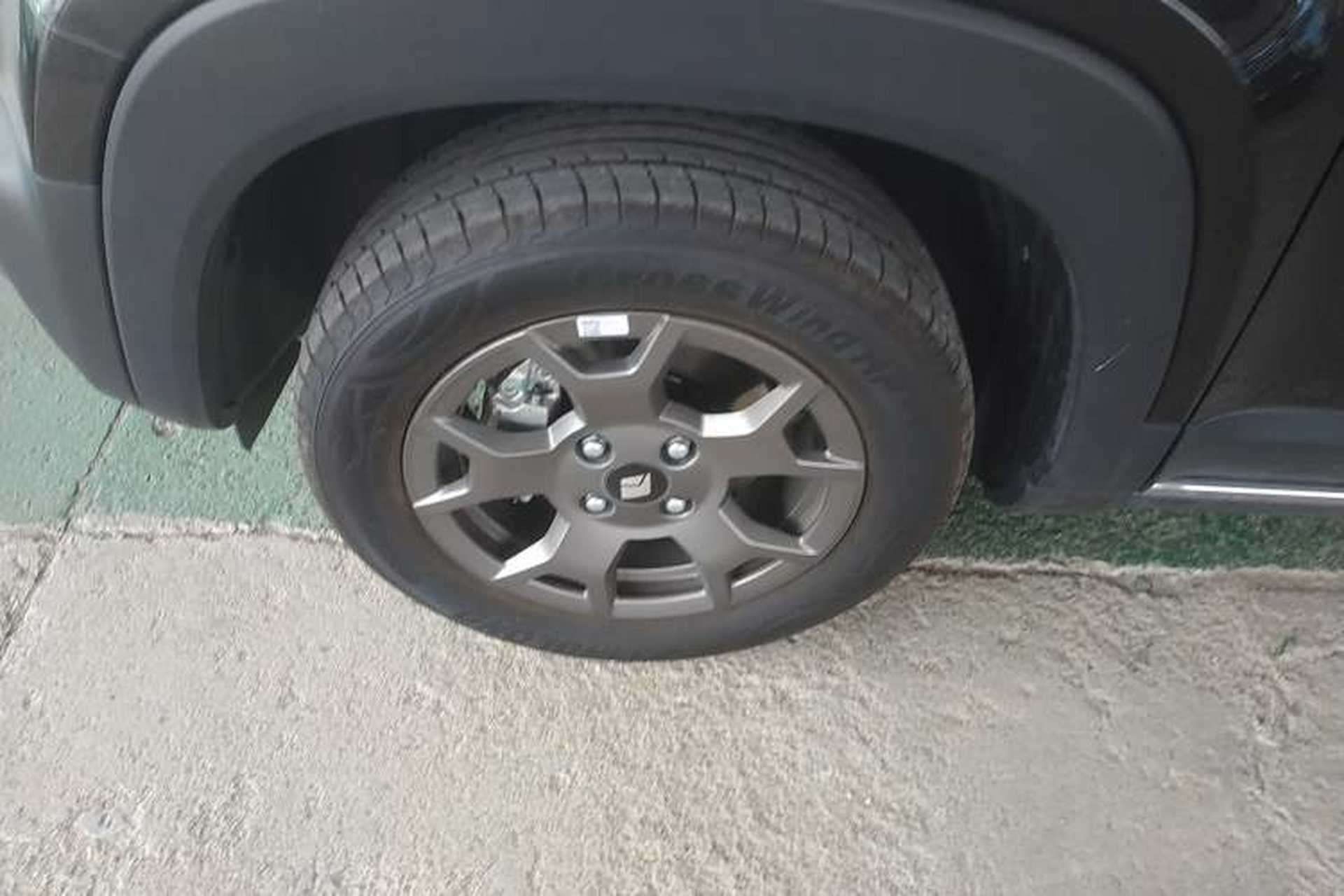 Used Baojun Spark EUV 2026 301km Flagship Edition Left Front Wheel Hub