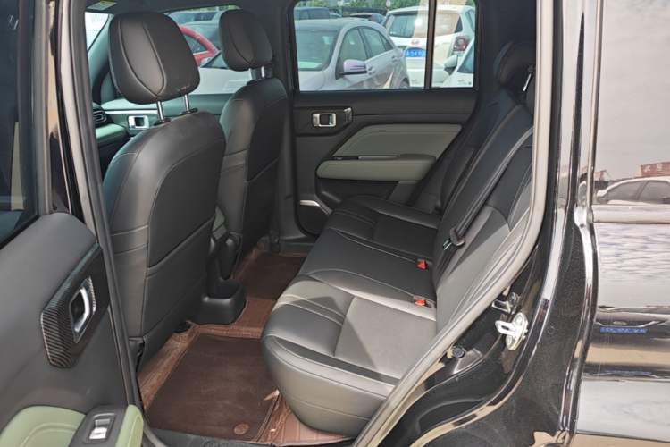 Used Baojun Spark EUV 2026 301km Flagship Edition Left Rear Seat