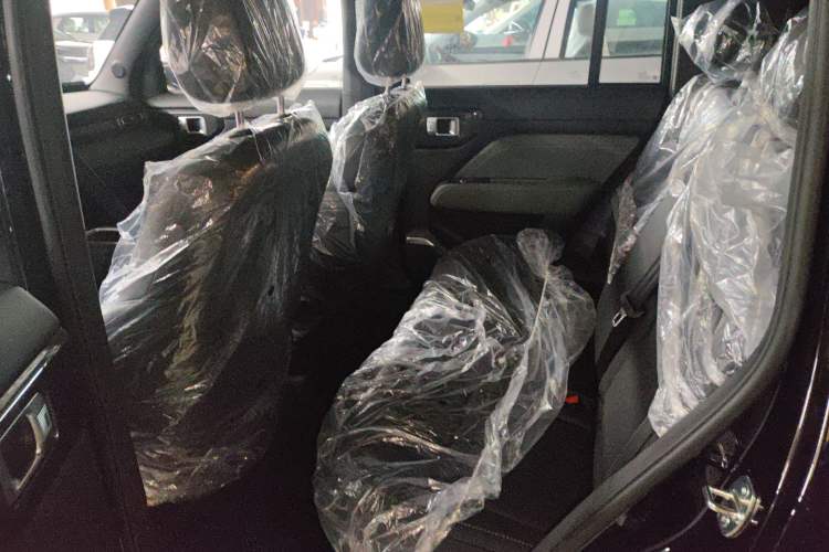 Used Baojun Spark EUV 2026 301km Flagship Edition Left Rear Seat