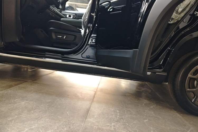 Used Baojun Spark EUV 2026 301km Flagship Edition Left Side Sill