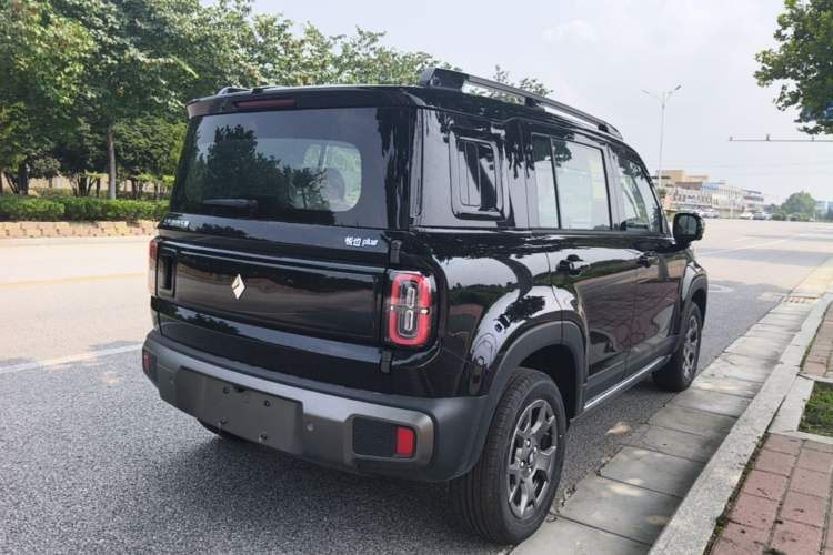 Used Baojun Spark EUV 2026 301km Flagship Edition Rear Right 45 Deg