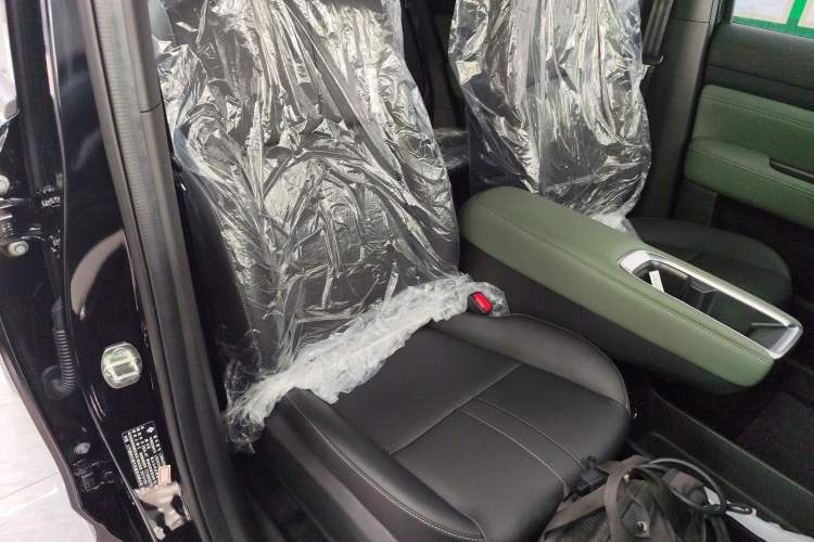 Used Baojun Spark EUV 2026 301km Flagship Edition Right Front Seat