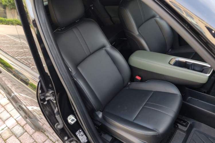 Used Baojun Spark EUV 2026 301km Flagship Edition Right Front Seat