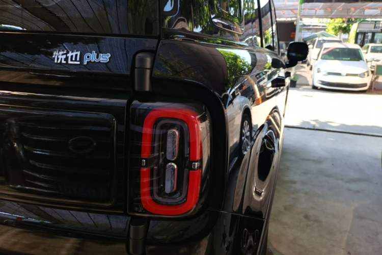 Used Baojun Spark EUV 2026 301km Flagship Edition Right Rear Taillight