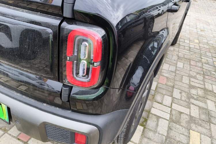 Used Baojun Spark EUV 2026 301km Flagship Edition Right Rear Taillight