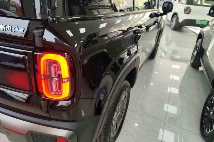 Used Baojun Spark EUV 2026 301km Flagship Edition Right Rear Taillight