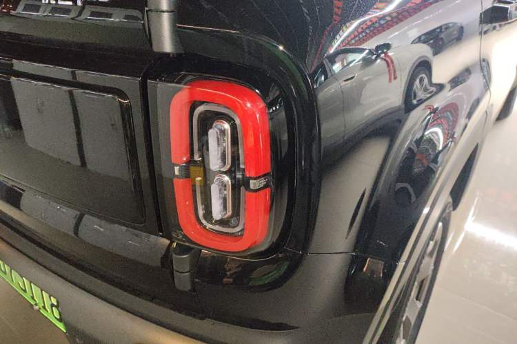Used Baojun Spark EUV 2026 301km Flagship Edition Right Rear Taillight