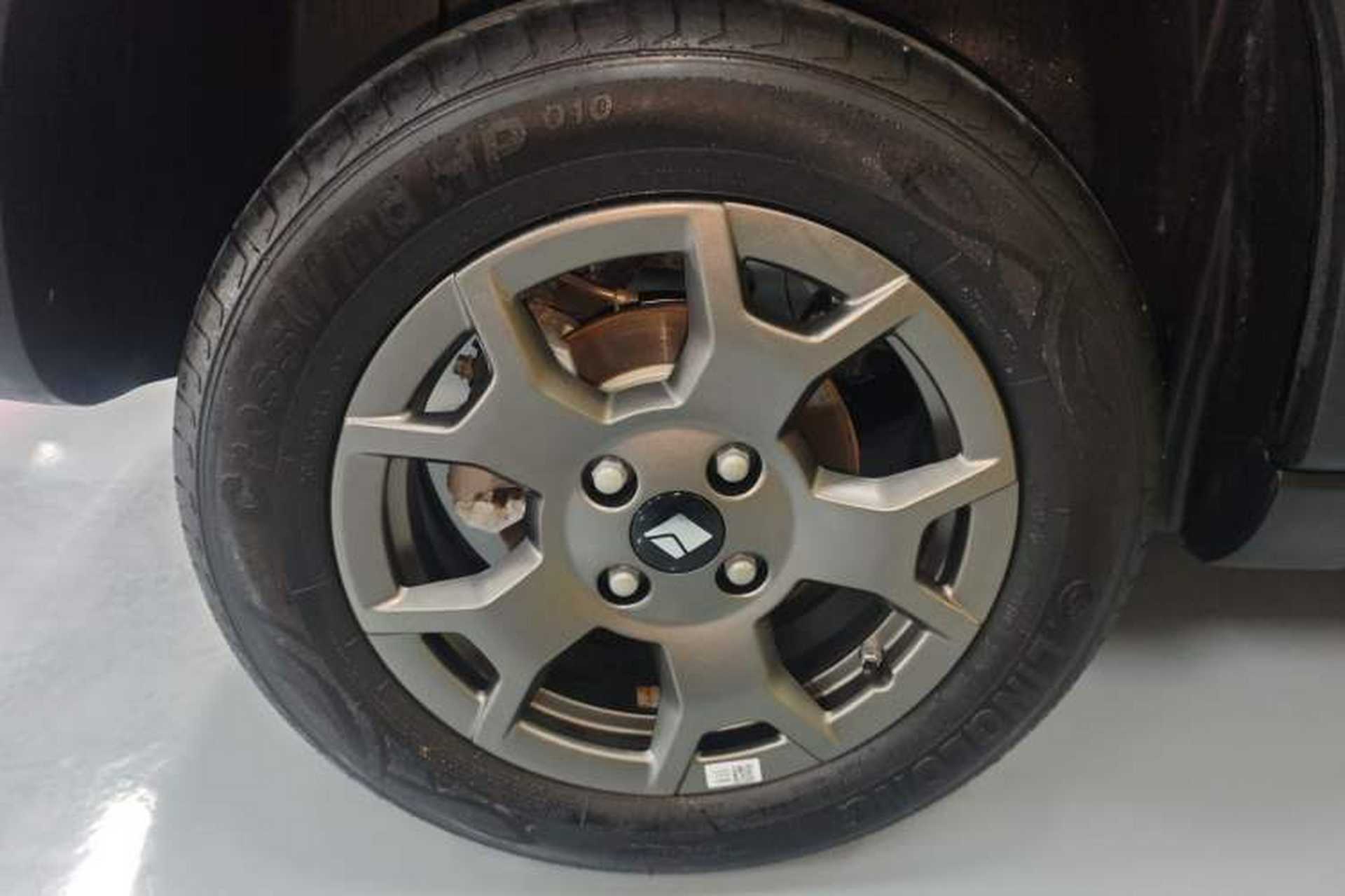 Used Baojun Spark EUV 2026 301km Flagship Edition Right Rear Wheel Hub