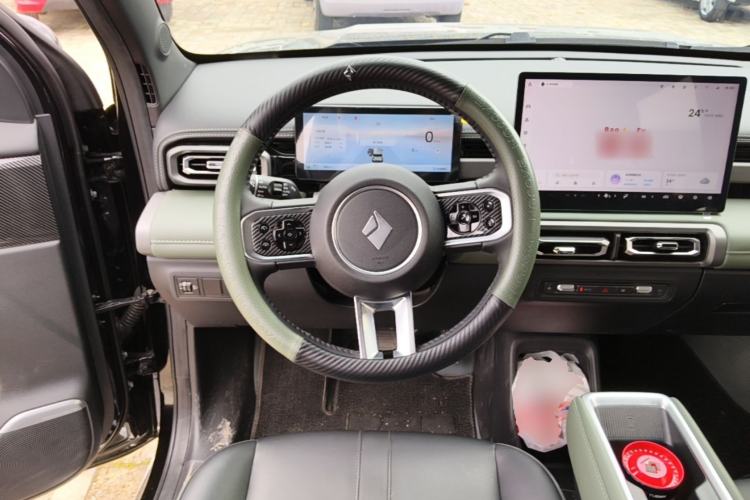 Used Baojun Spark EUV 2026 301km Flagship Edition Steering Wheel