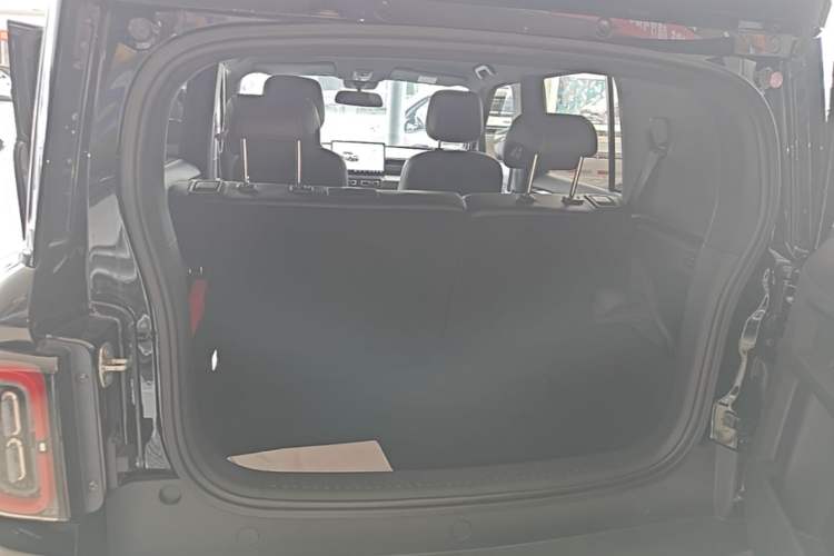 Used Baojun Spark EUV 2026 301km Flagship Edition Trunk