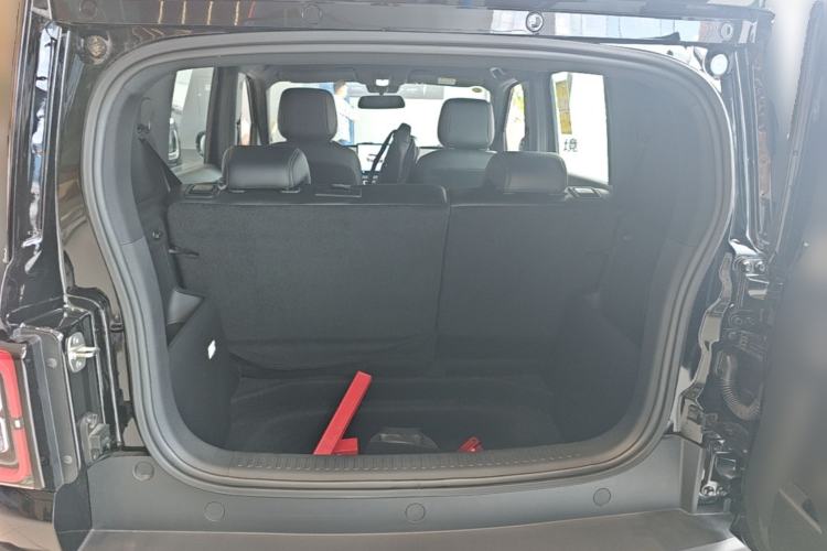 Used Baojun Spark EUV 2026 Model 301km Coffee Entrepreneur Edition Trunk
