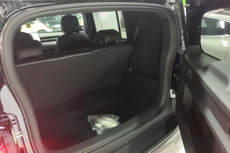 Used Baojun Spark EUV 2026 301km Flagship Edition Trunk