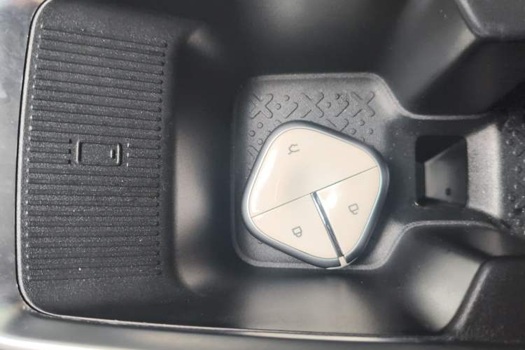 Used Baojun Spark EUV 2026 Model 501km Flagship Edition Vehicle Key