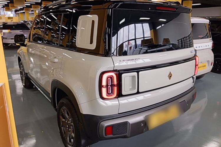 Used Baojun Spark EUV 2026 301km Flagship Edition Exterior 2