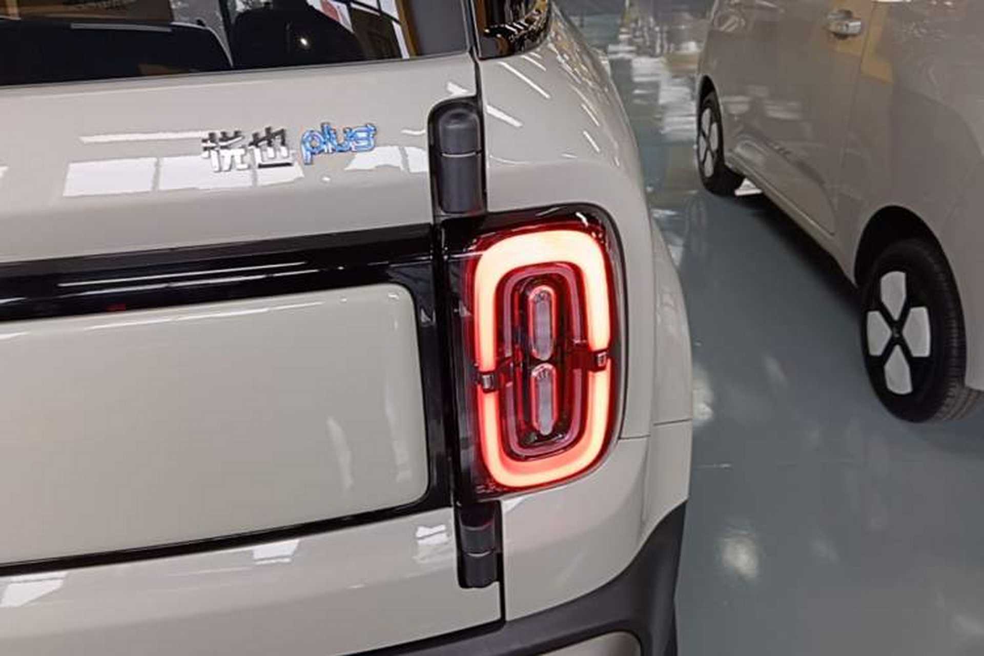 Used Baojun Spark EUV 2026 301km Flagship Edition Exterior 3