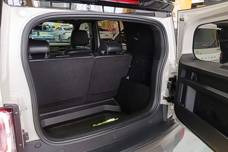 Used Baojun Spark EUV 2026 301km Flagship Edition Trunk