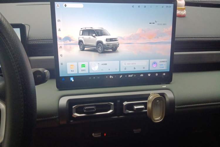 Used Baojun Spark EUV 2026 301km Flagship Edition Audio And AC Panel