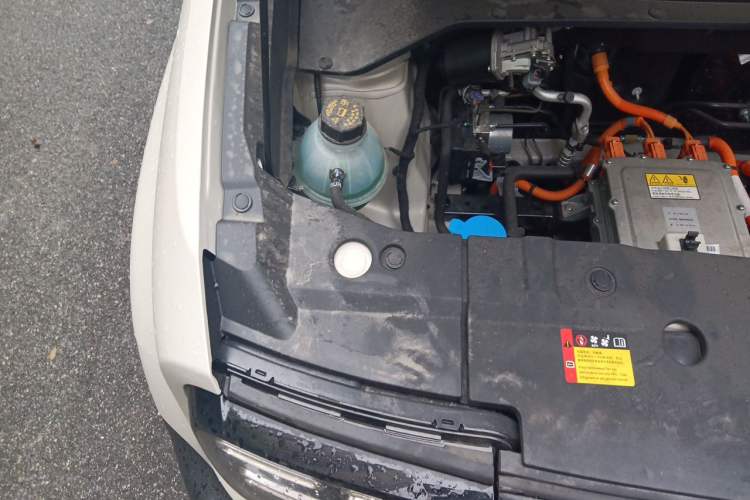Used Baojun Spark EUV 2026 301km Flagship Edition Engine Bay Right