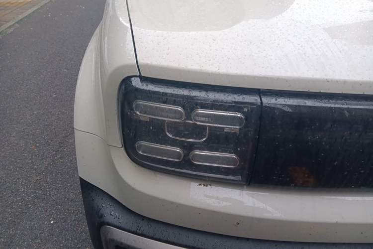Used Baojun Spark EUV 2026 301km Flagship Edition Right Front Headlight