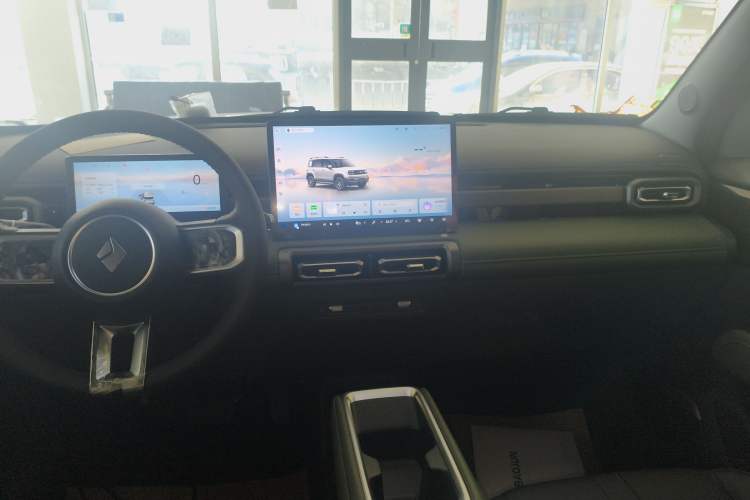 Used Baojun Spark EUV 2026 301km Flagship Edition Audio And AC Panel