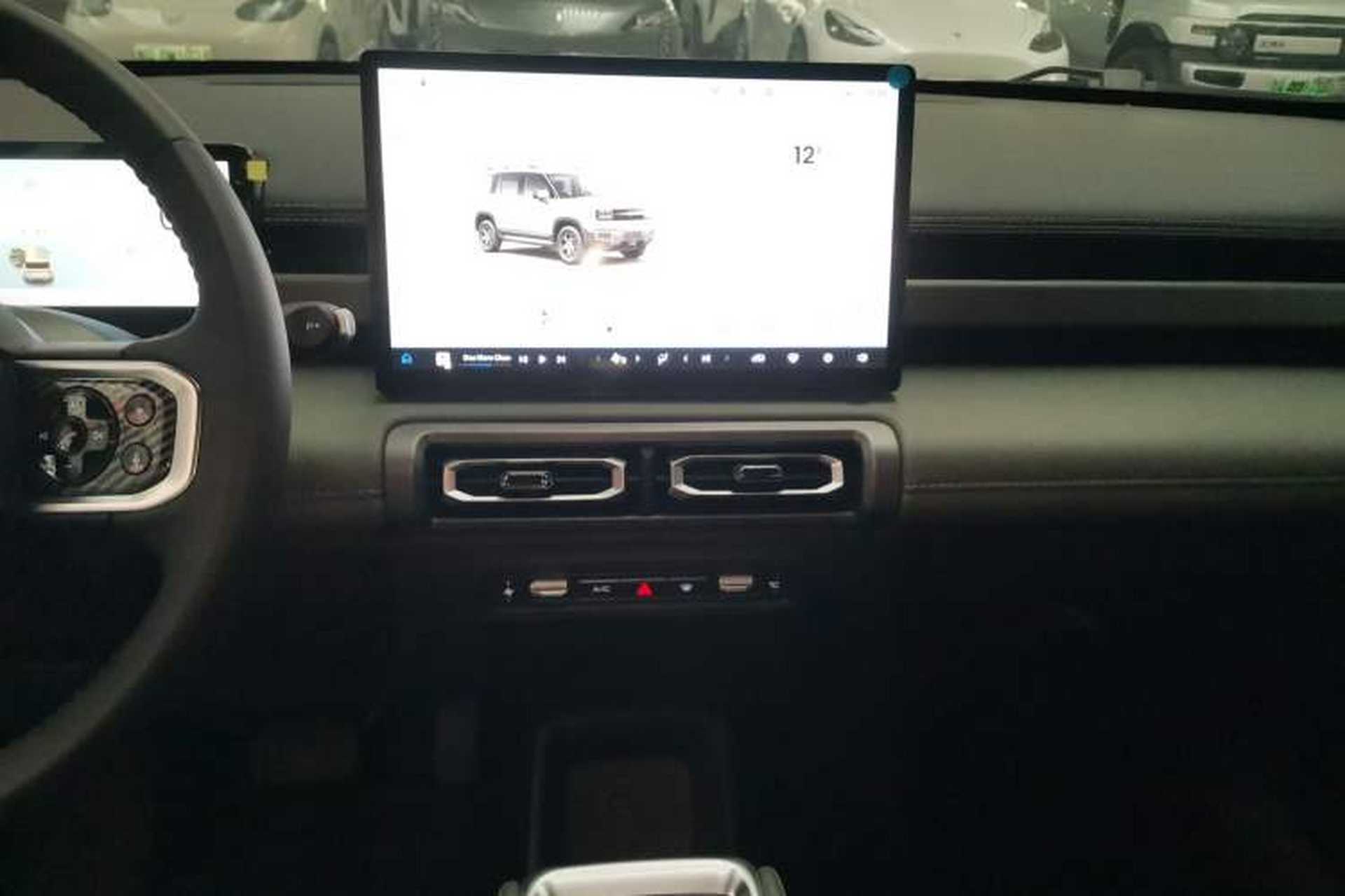 Used Baojun Spark EUV 2026 301km Flagship Edition Audio And AC Panel