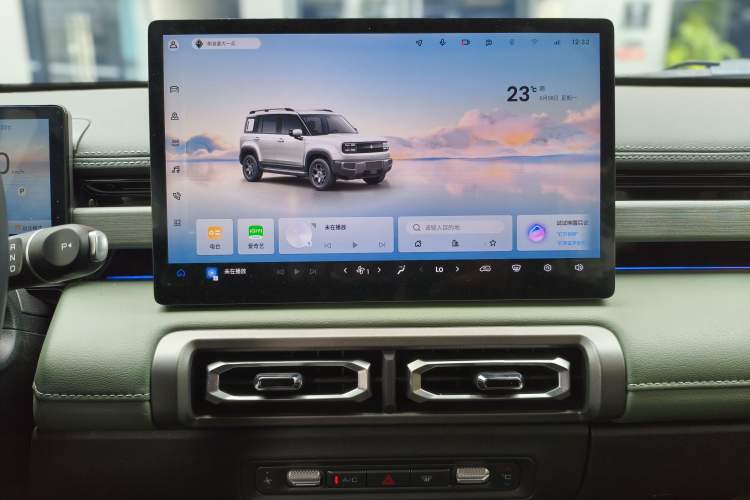 Used Baojun Spark EUV 2026 Model 501km Smart Luxury Edition Audio And AC Panel