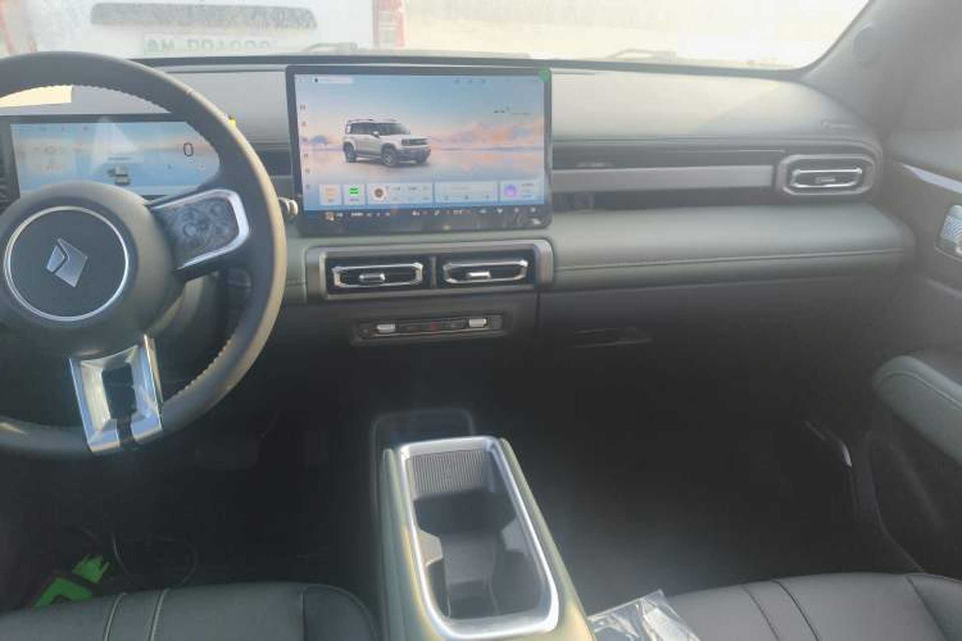 Used Baojun Spark EUV 2026 301km Flagship Edition Audio And AC Panel