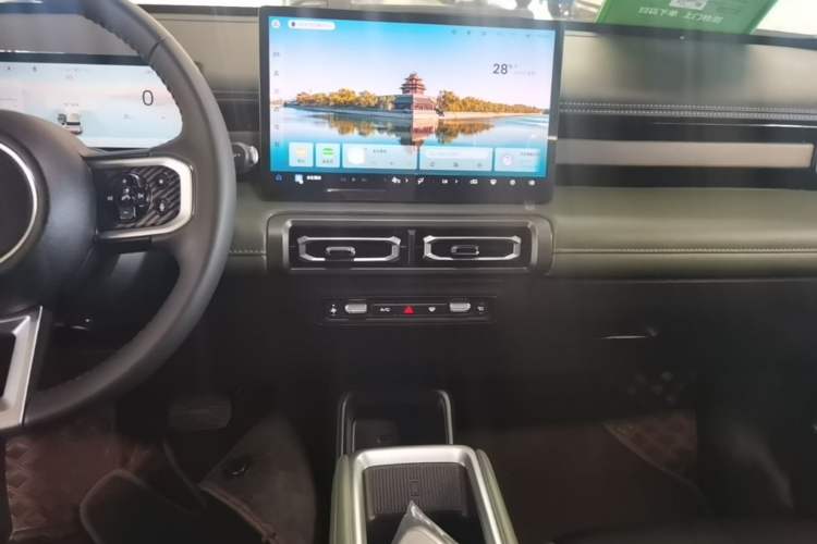 Used Baojun Spark EUV 2026 301km Flagship Edition Audio And AC Panel