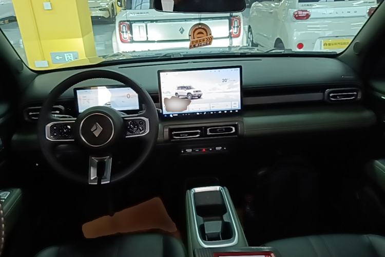 Used Baojun Spark EUV 2026 301km Flagship Edition Center Console