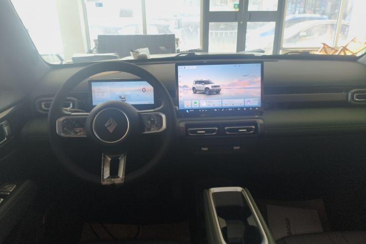 Used Baojun Spark EUV 2026 301km Flagship Edition Center Console