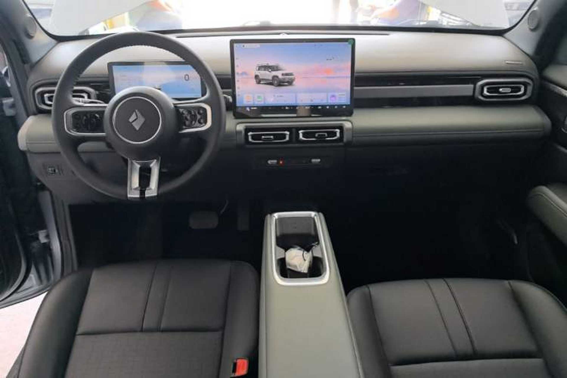 Used Baojun Spark EUV 2026 301km Flagship Edition Center Console