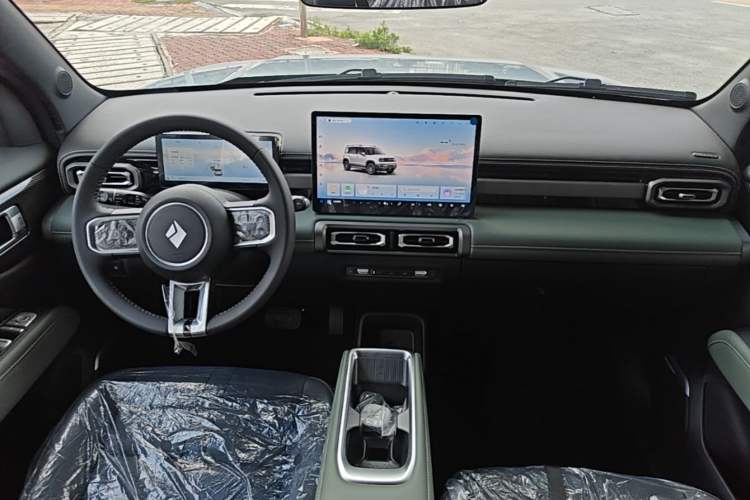 Used Baojun Spark EUV 2026 301km Flagship Edition Center Console
