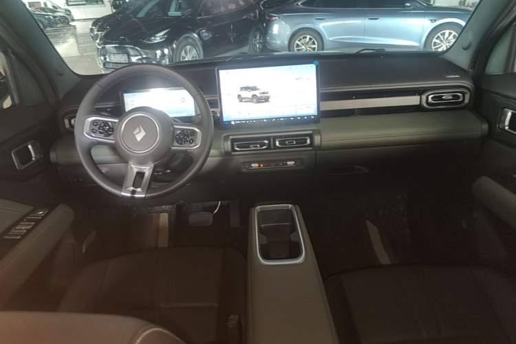 Used Baojun Spark EUV 2026 301km Flagship Edition Center Console
