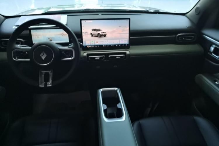 Used Baojun Spark EUV 2026 301km Flagship Edition Center Console